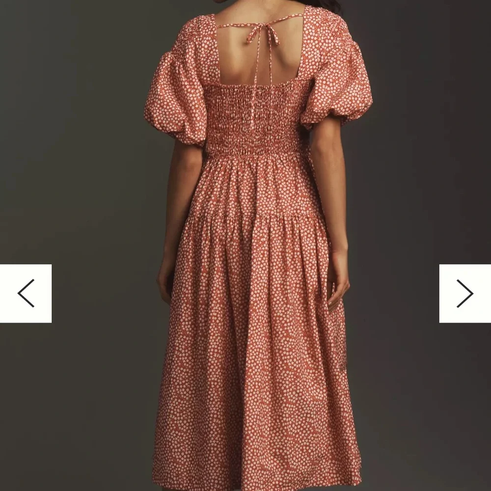 Elegant Red Patterned Dress - Picture 3 of 5